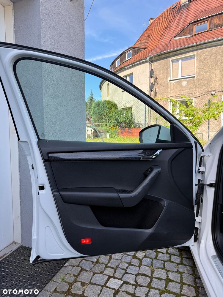 Skoda Octavia 2.0 TDI (Green tec) RS - 14
