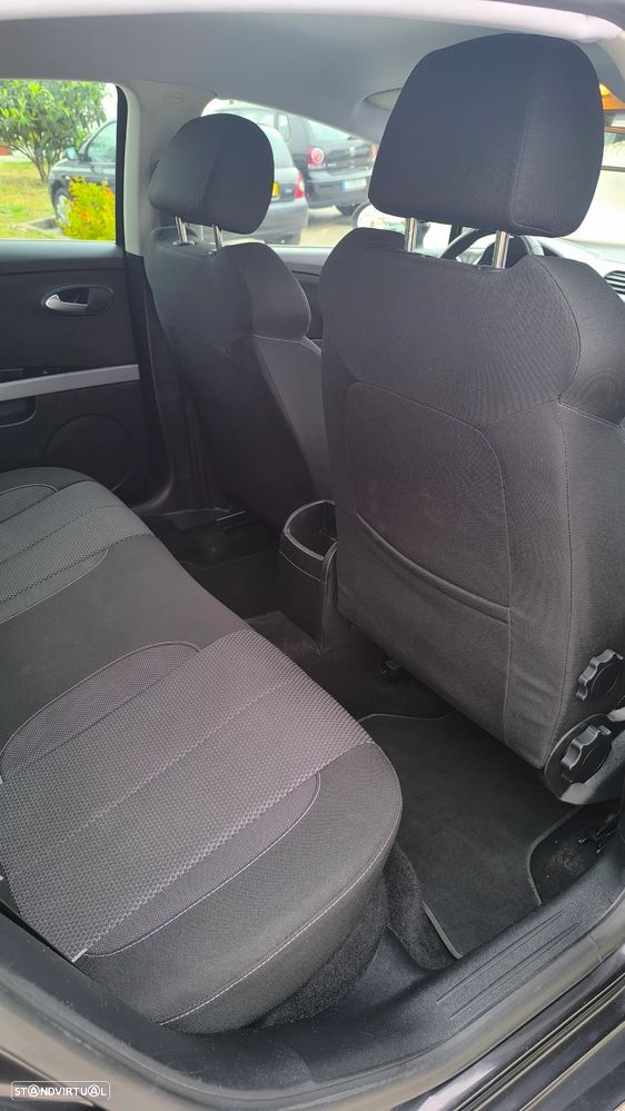 SEAT Leon 1.6 TDI Sport - 49