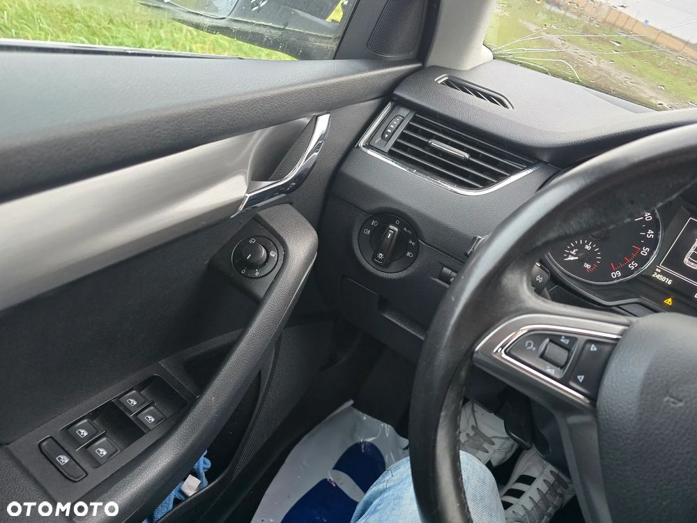 Skoda Octavia 1.6 TDI Edition - 11