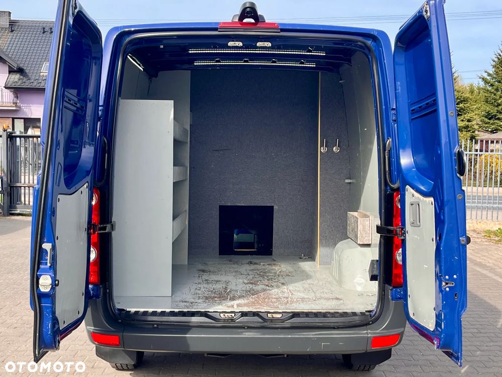 Volkswagen CRAFTER 7 OSÓB / SALON POLSKA / BEZWYPADKOWY / PIERWSZY WŁAŚCICIEL / 2.0 140KM ! ! - 25