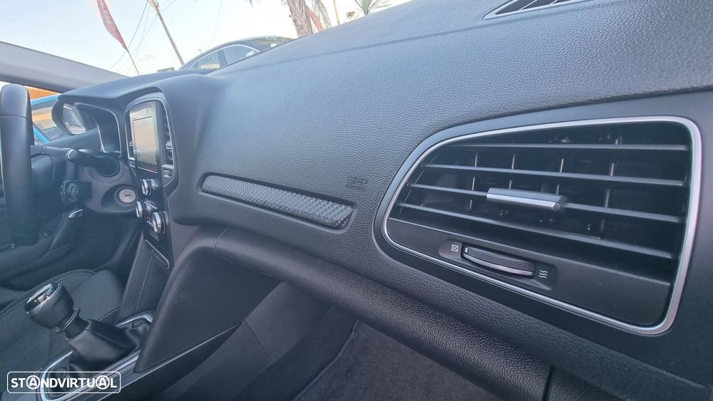 Renault Mégane Sport Tourer - 18