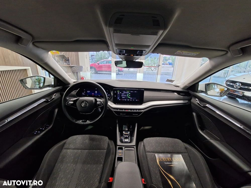 Skoda Octavia 2.0 TDI DSG Style - 4