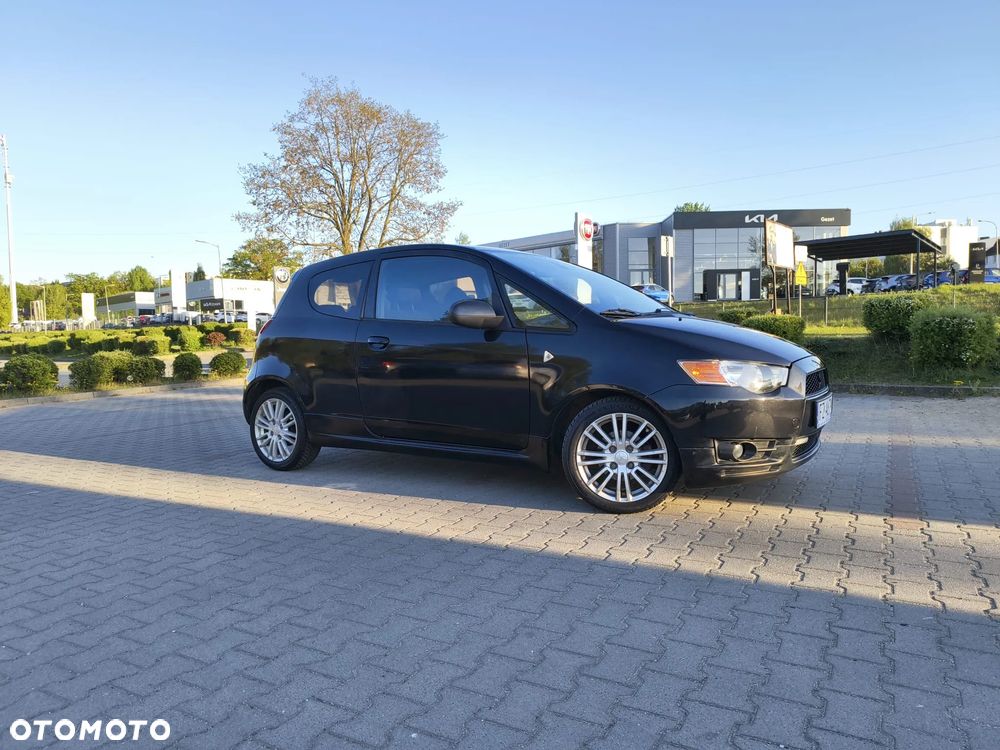 Mitsubishi Colt 1.1 - 8