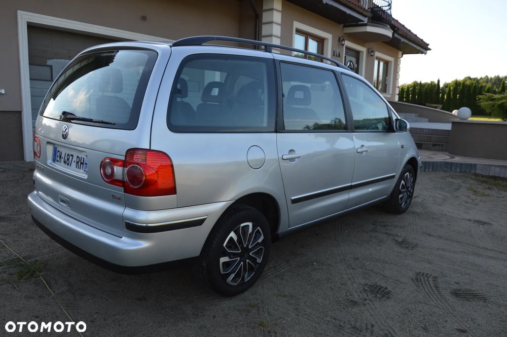 Volkswagen Sharan 1.9 TDI Trendline - 16