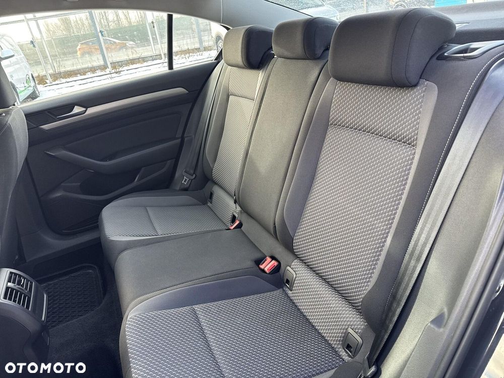 Volkswagen Passat 1.5 TSI EVO Essence DSG - 17