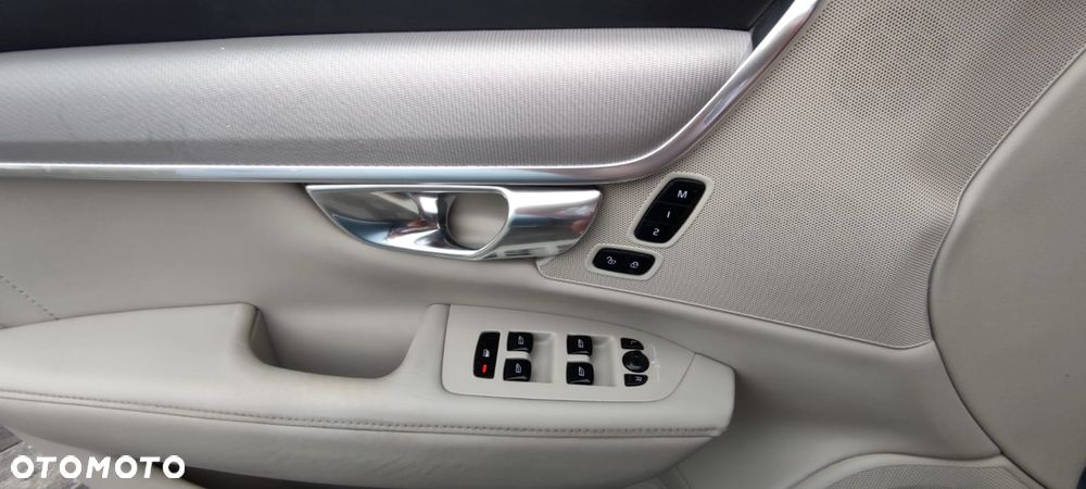 Volvo S90 D5 AWD Inscription - 24