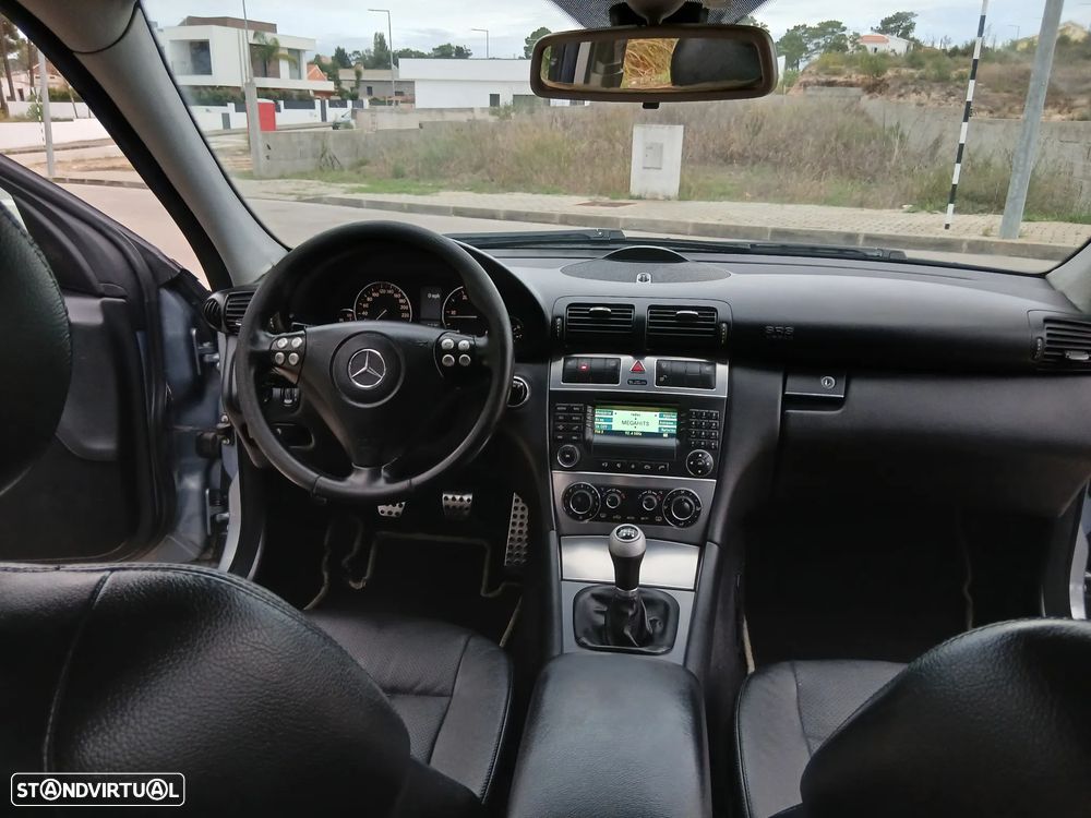 Mercedes-Benz C 220 CDi Avantgarde - 26