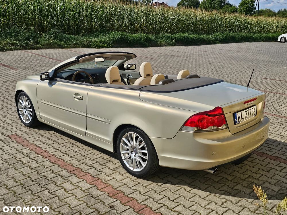 Volvo C70 2.4D5 Summum - 6