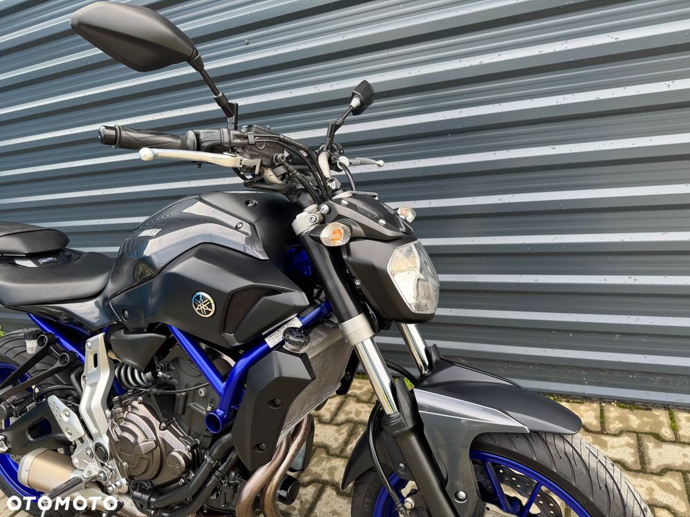 Yamaha MT - 7