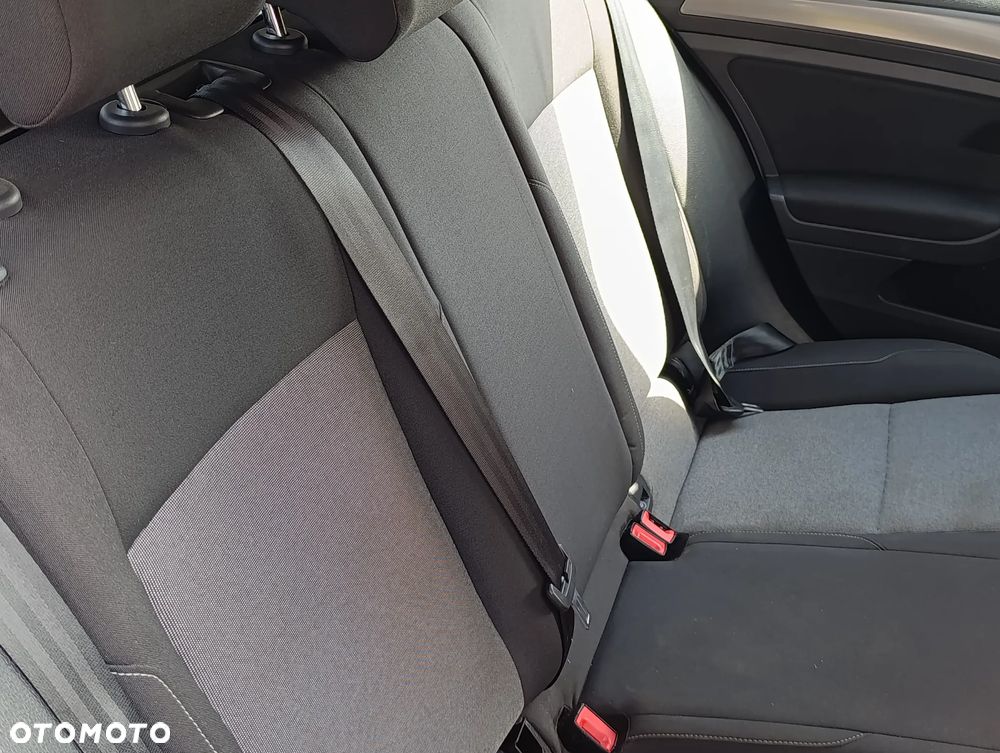 Volkswagen Golf 1.2 TSI BlueMotion Technology Trendline - 12