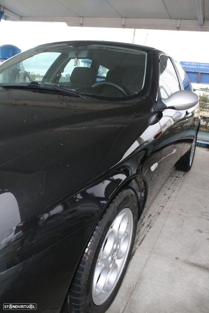 Alfa Romeo 156 1.9 JTD - 4