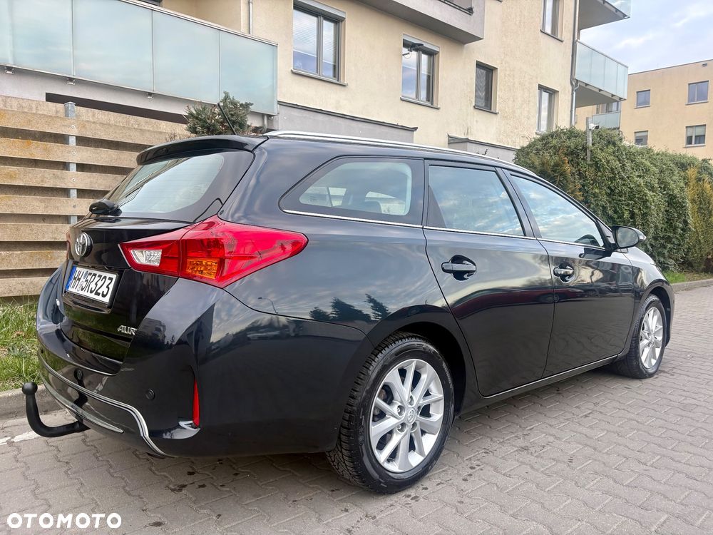Toyota Auris 1.6 Valvematic Life Plus - 9