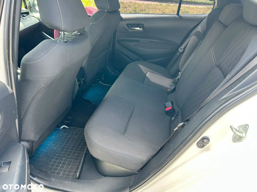 Toyota Corolla 1.8 Hybrid Comfort - 16