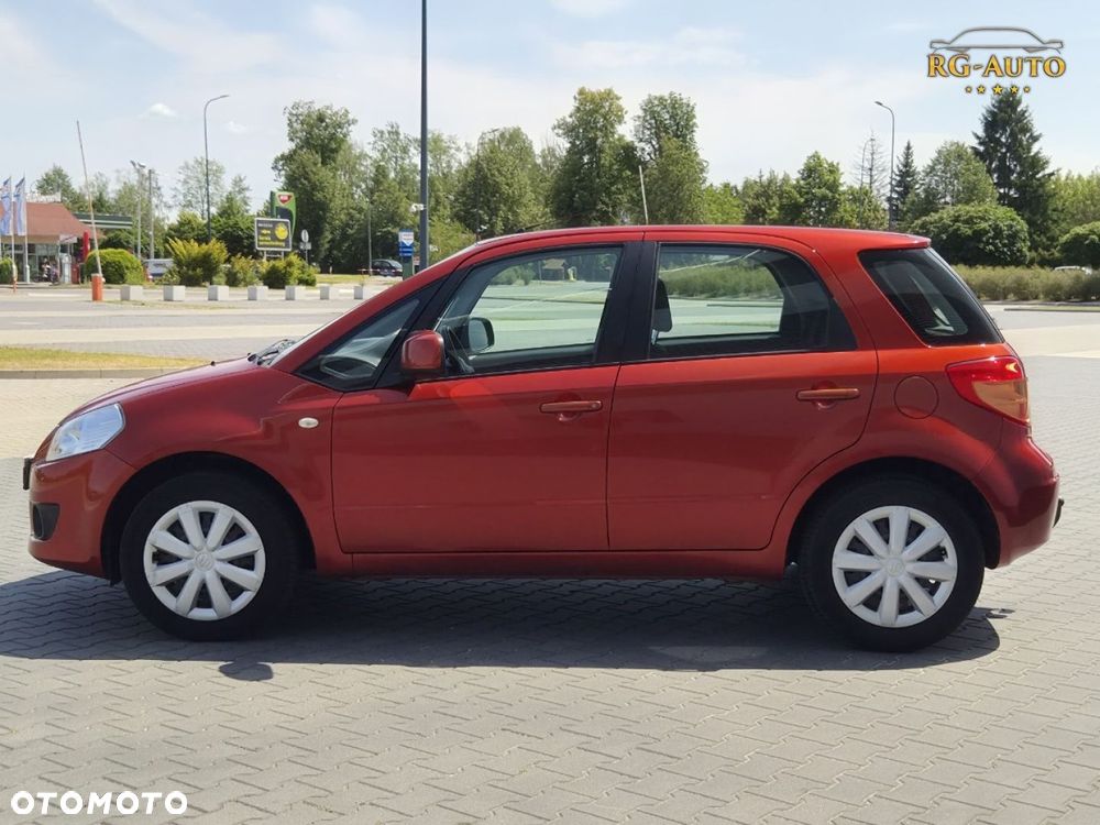 Suzuki SX4 - 10