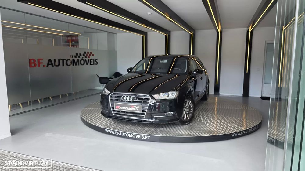 Audi A3 Sportback 1.6 TDI Advance S tronic - 11