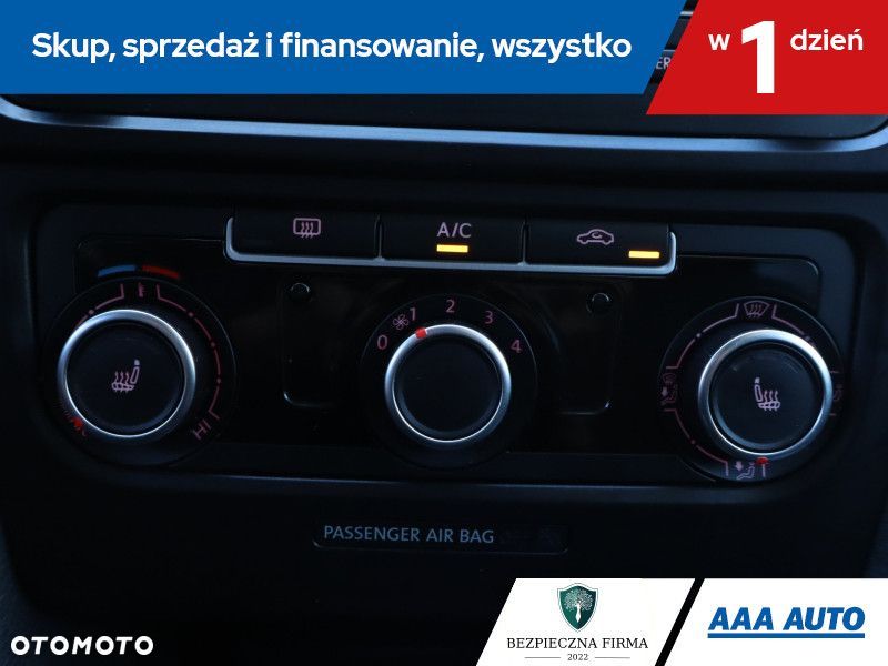 Volkswagen Golf Variant - 18