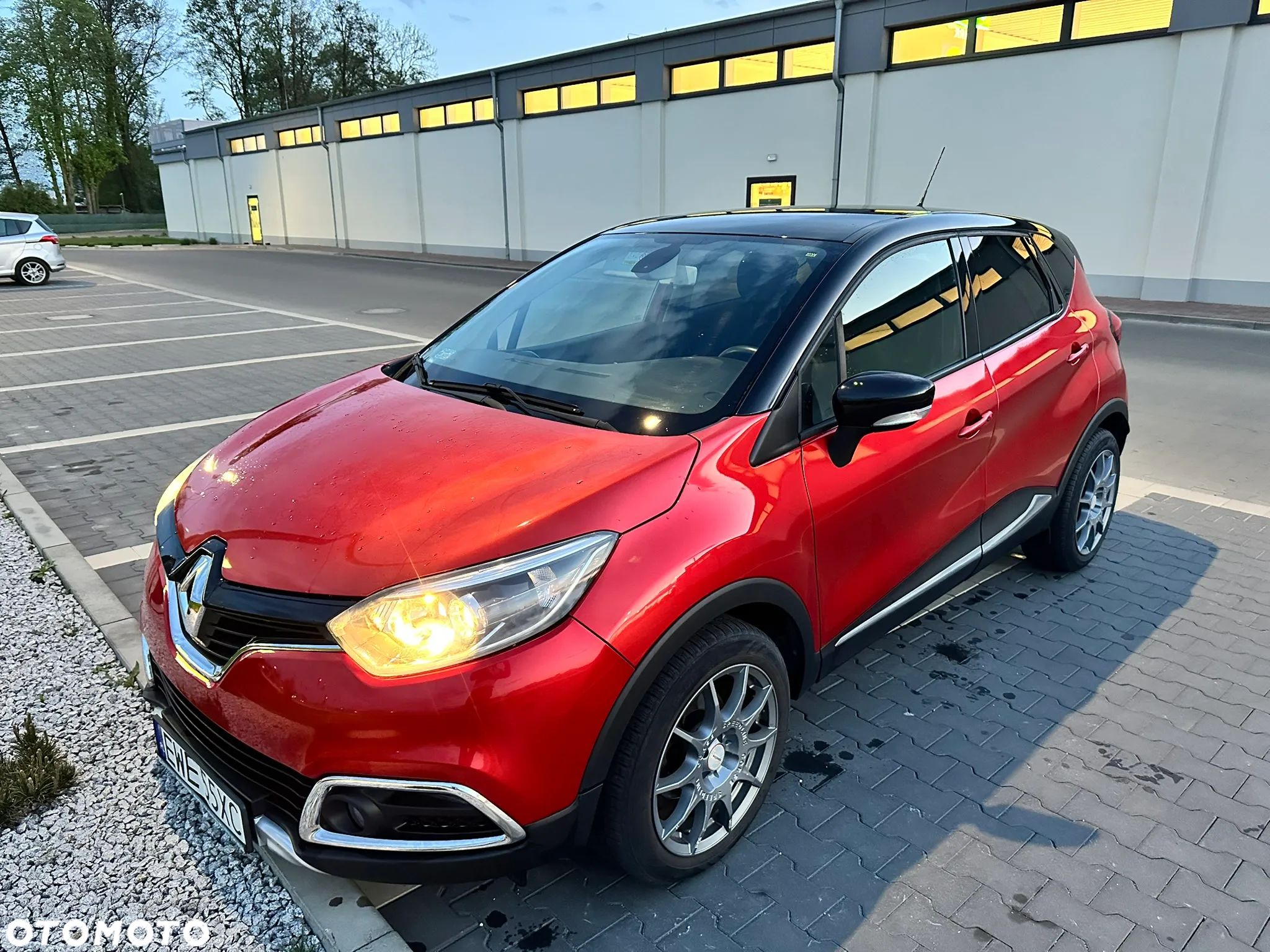 Renault Captur 1.2 Energy TCe XMOD EDC EU6 - 1