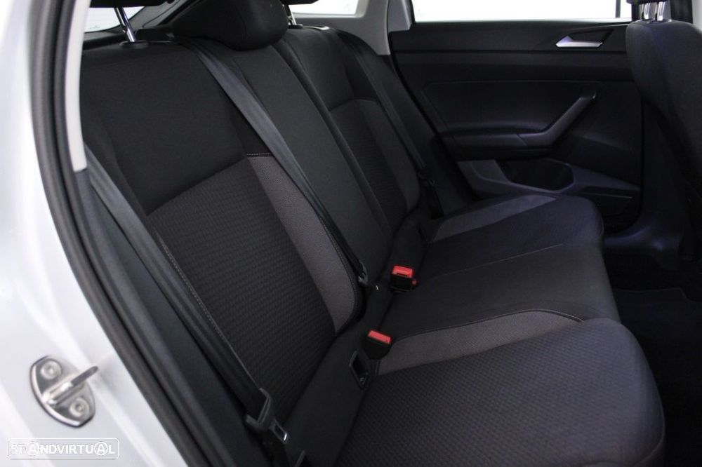 VW Taigo 1.0 TSI Urban - 16