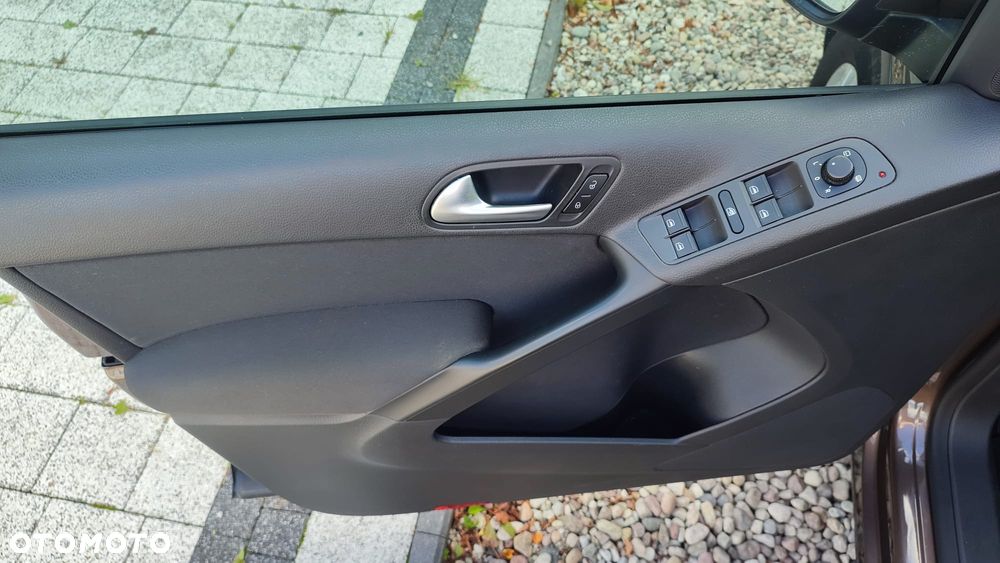 Volkswagen Tiguan 1.4 TSI BlueMotion Technology Trend & Fun - 24