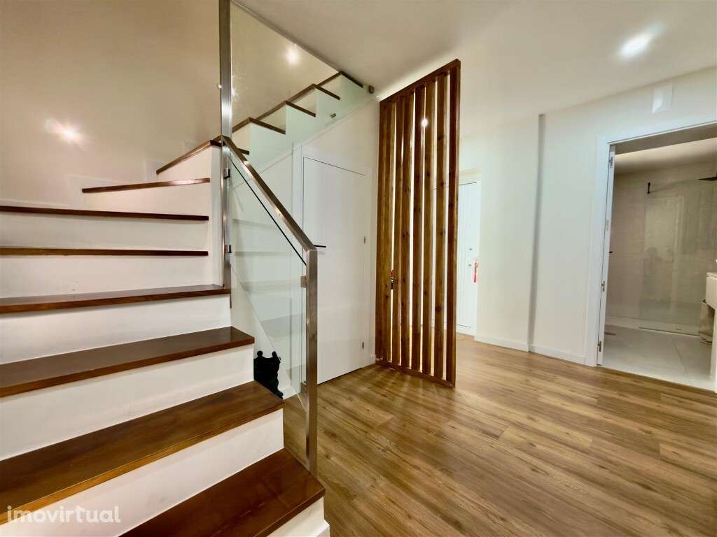 Moradia Geminada, 5 quartos Bairro Norton de Matos - Grande imagem: 2/7