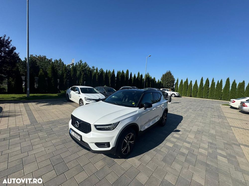 Volvo XC 40 T3 - 1
