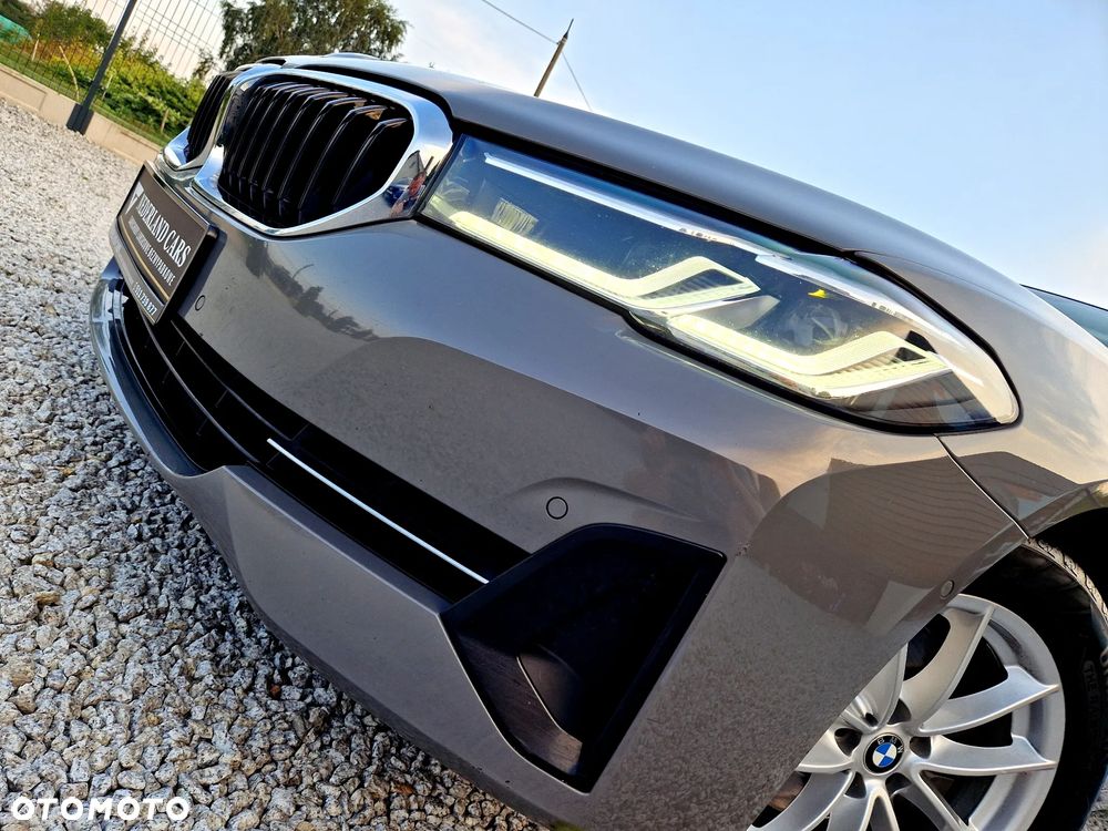 BMW Seria 5 520d Touring - 38