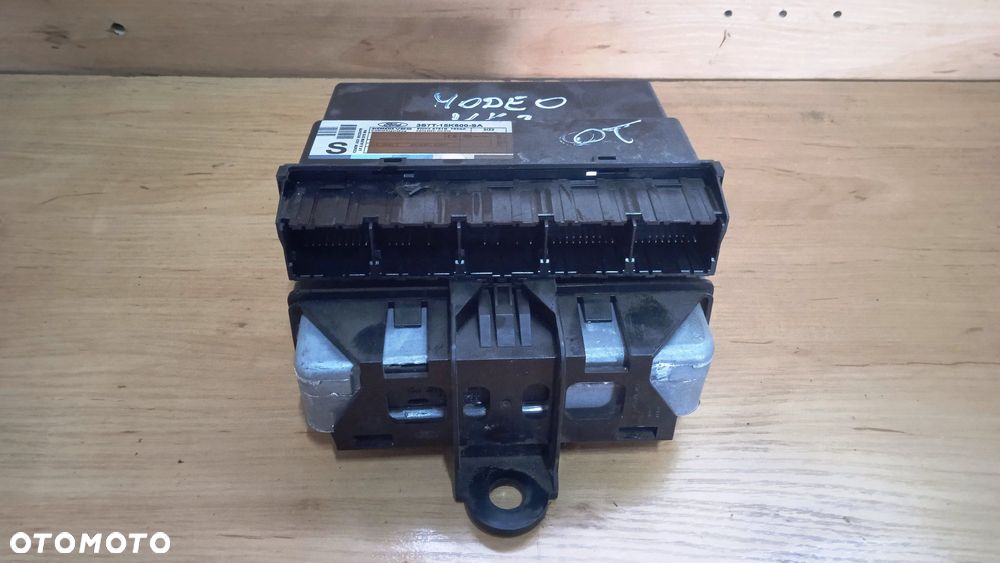 Moduł komfortu 3s7t15k600sa Sterownik komputer silnika 3s7a12a650la Ford Mondeo MK3 1.8 B - 1