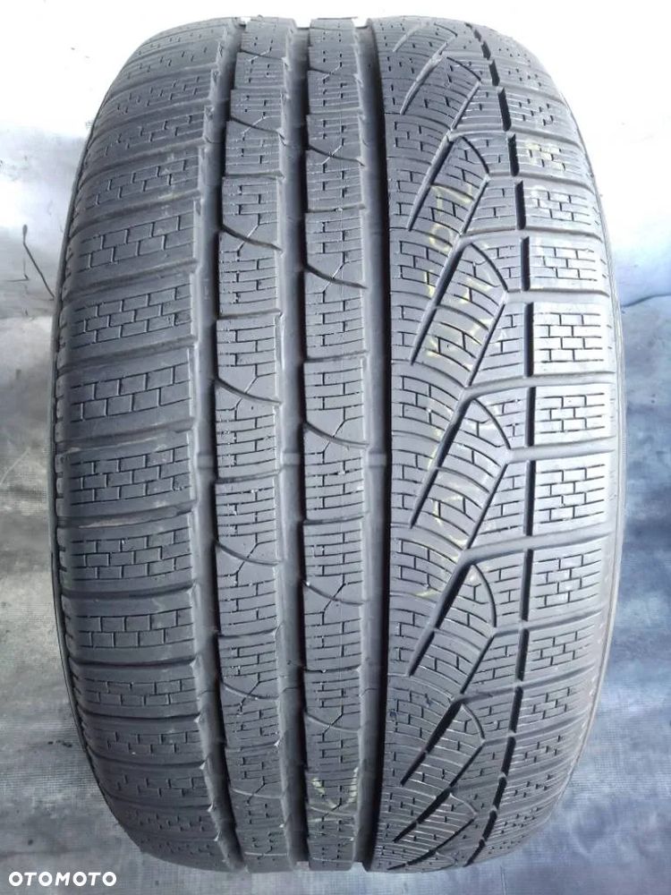 Pirelli Scorpion Winter 240 Serie II 275/40 R19 105V 2023 7-7.5mm - 1