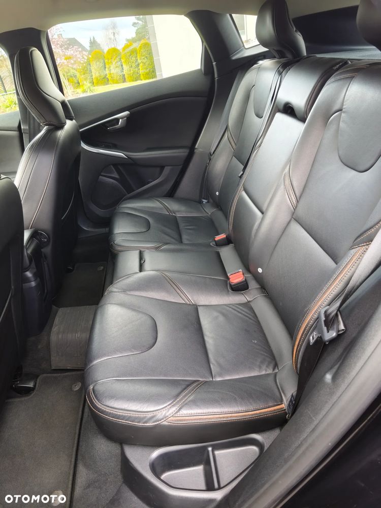 Volvo V40 T3 Drive-E Momentum - 8