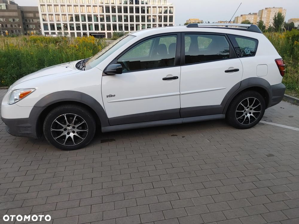 Pontiac Vibe - 3