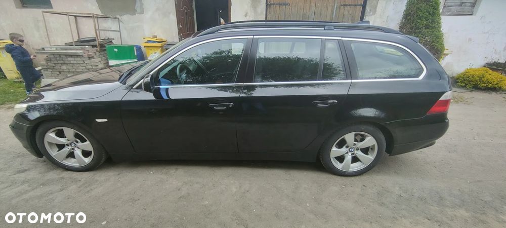 BMW Seria 5 520d - 5