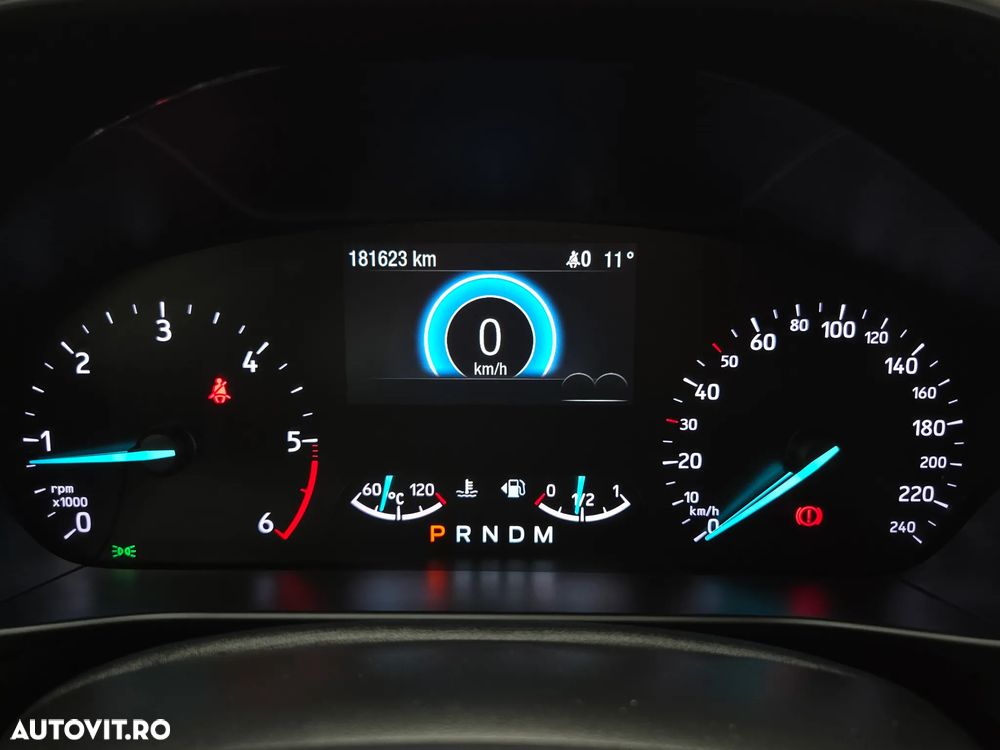 Ford Focus 2.0 EcoBlue Titanium - 9