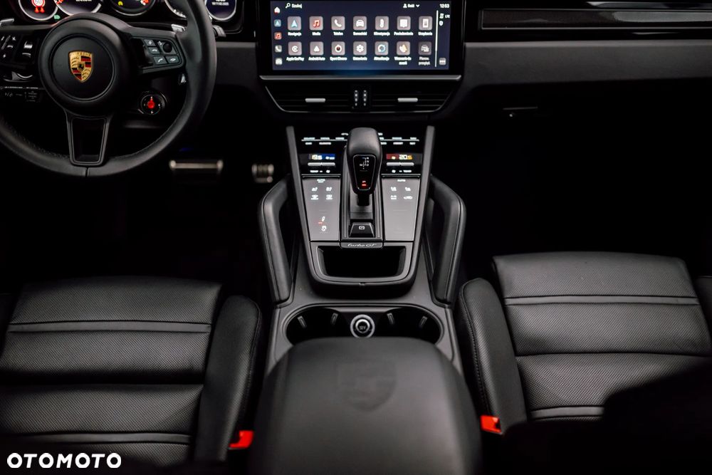Porsche Cayenne Turbo GT - 24