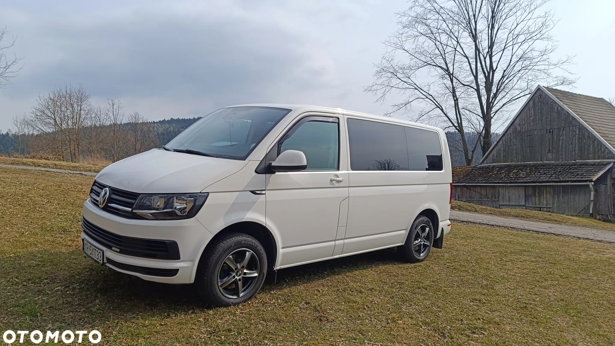 Volkswagen Caravelle 2.0 TDI L1 Comfortline - 4