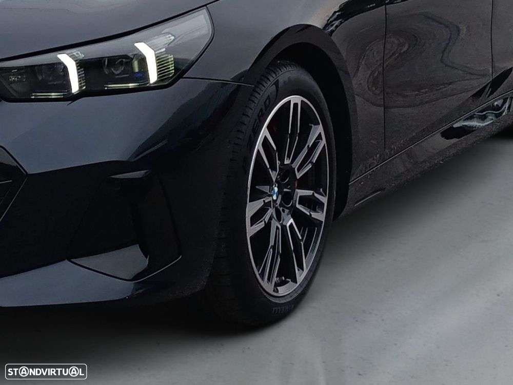 BMW i5 eDrive40 Pack Desportivo M Pro - 4