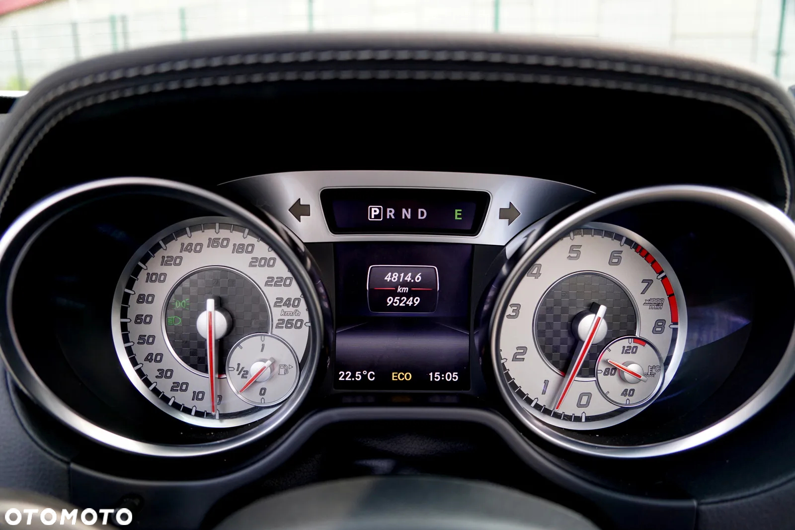 Mercedes-Benz SL 500 7G-TRONIC - 27