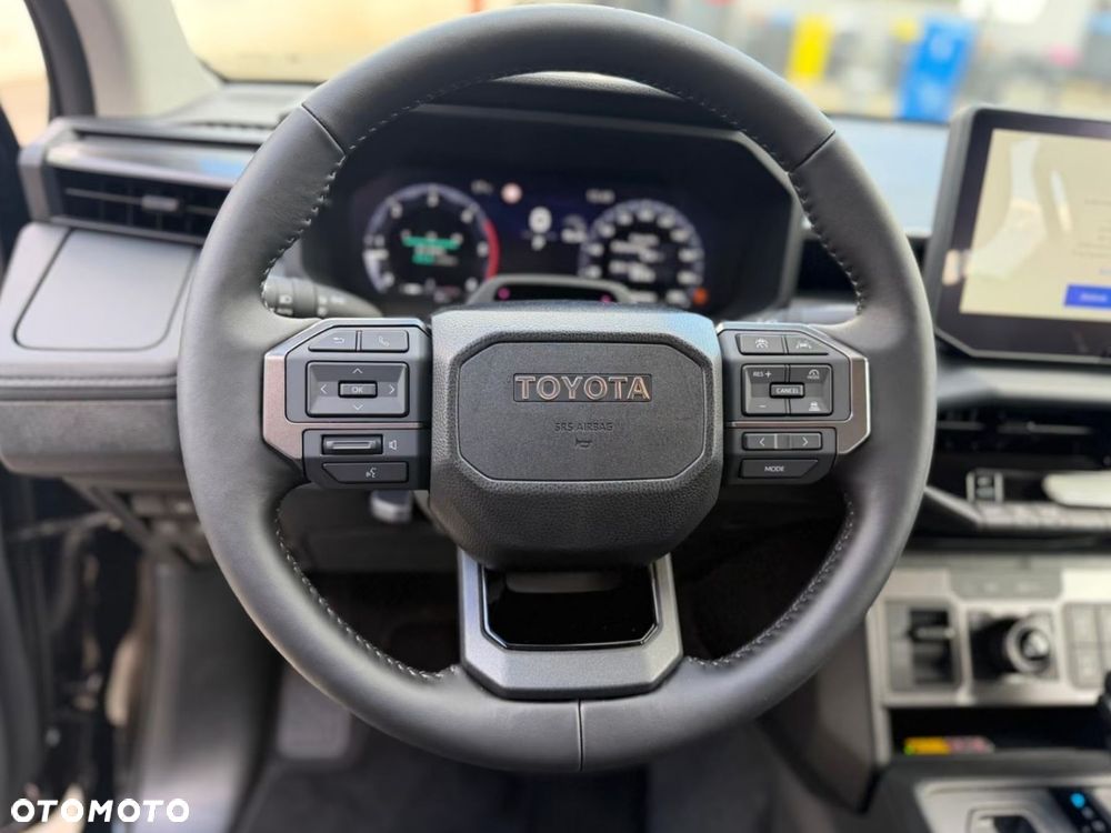 Toyota Hilux - 9