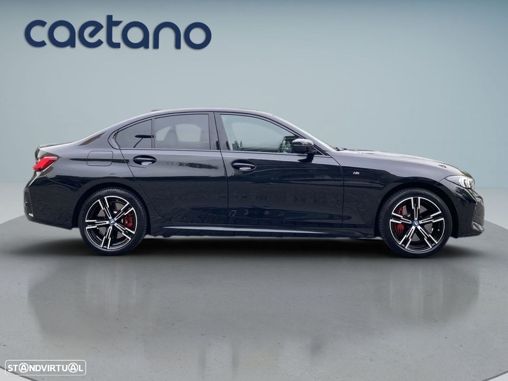 BMW 330 e Pack Desportivo M Pro Auto - 22