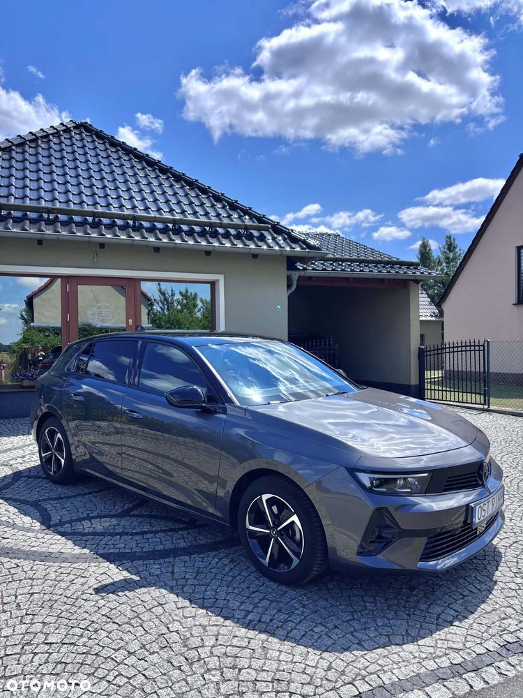 Opel Astra 1.2 T GS Line S&S - 4