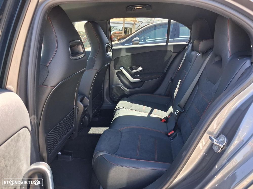 Mercedes-Benz A 180 d - 11