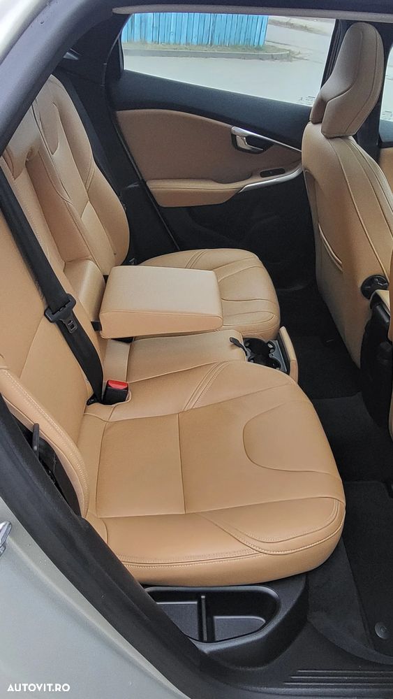 Volvo V40 - 13