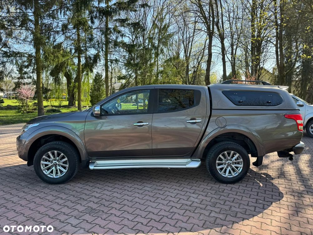 Mitsubishi L200 2.4 d DC Intense + - 2