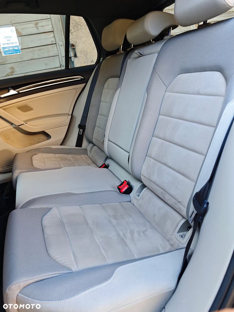 Volkswagen Golf 1.4 TSI BMT Highline - 28