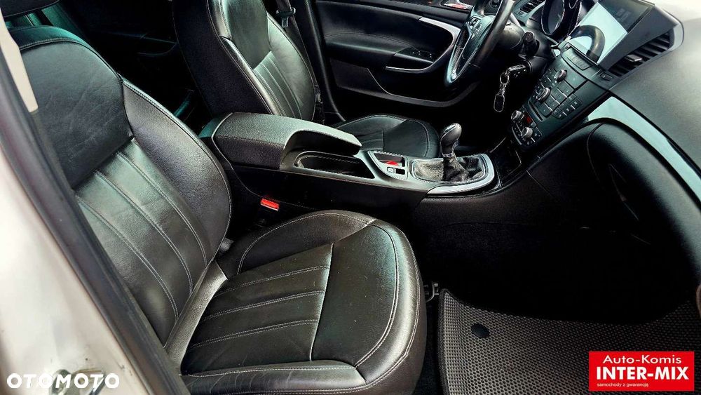 Opel Insignia - 36