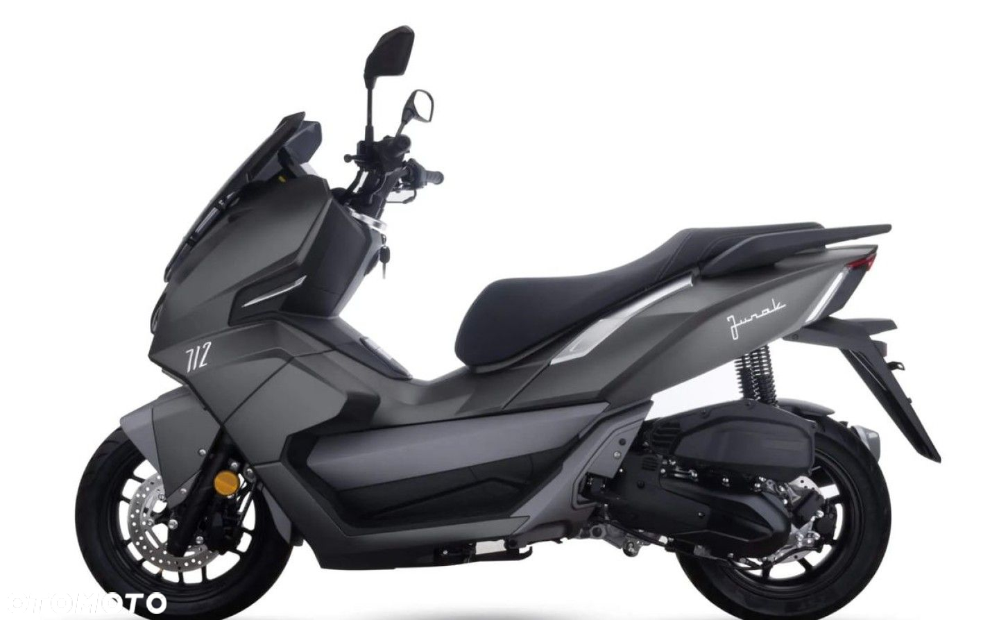 Junak 712 - 4