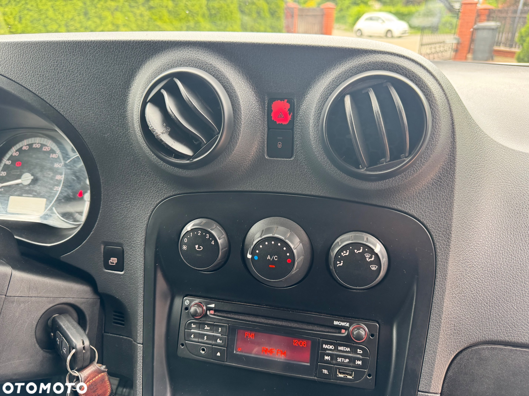 Mercedes-Benz CITAN - 19