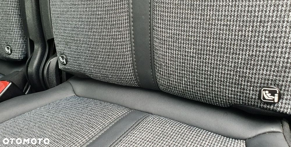 Peugeot 5008 - 22