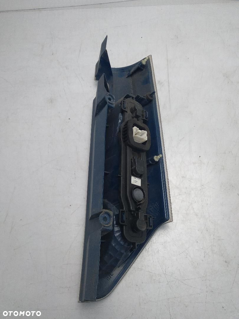 LAMPA LEWA TYLNA TYŁ RENAULT KANGOO II Z.E 265550870R - 4