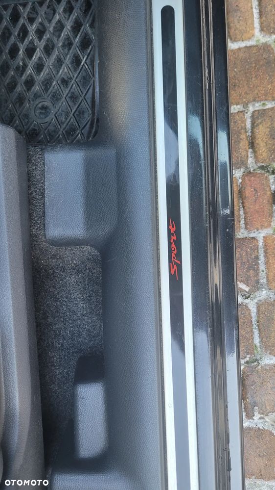 Suzuki Swift 1.6 Sport Beat - 17