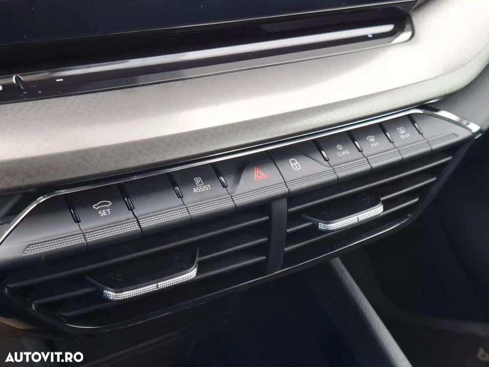 Skoda Octavia 1.5 TSI DSG MHEV Ambition - 27